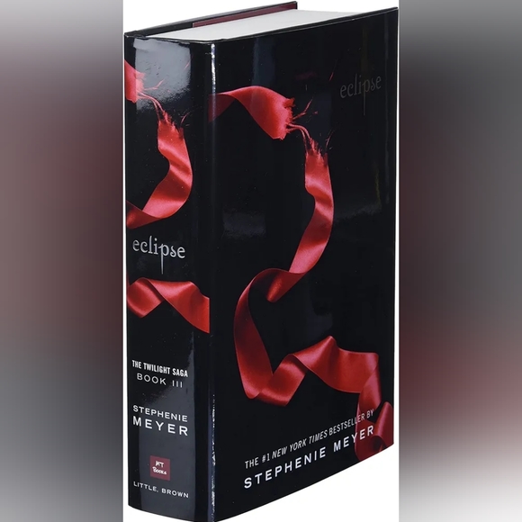 📚 Eclipse by Stephanie Meyer - Picture 3 of 5